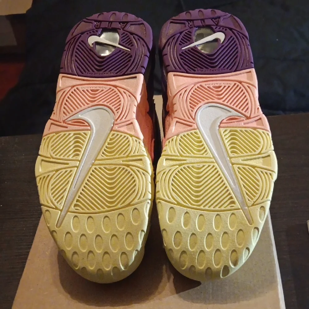 Nike Air More Uptempo (GS) Rare "Lucky Charmes" (2018) Men 6Y Women 7.5 EUC - Picture 9 of 9